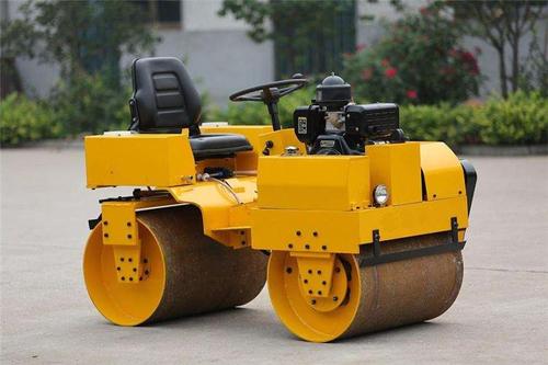 小型壓路機(jī)安全?？考记? title=